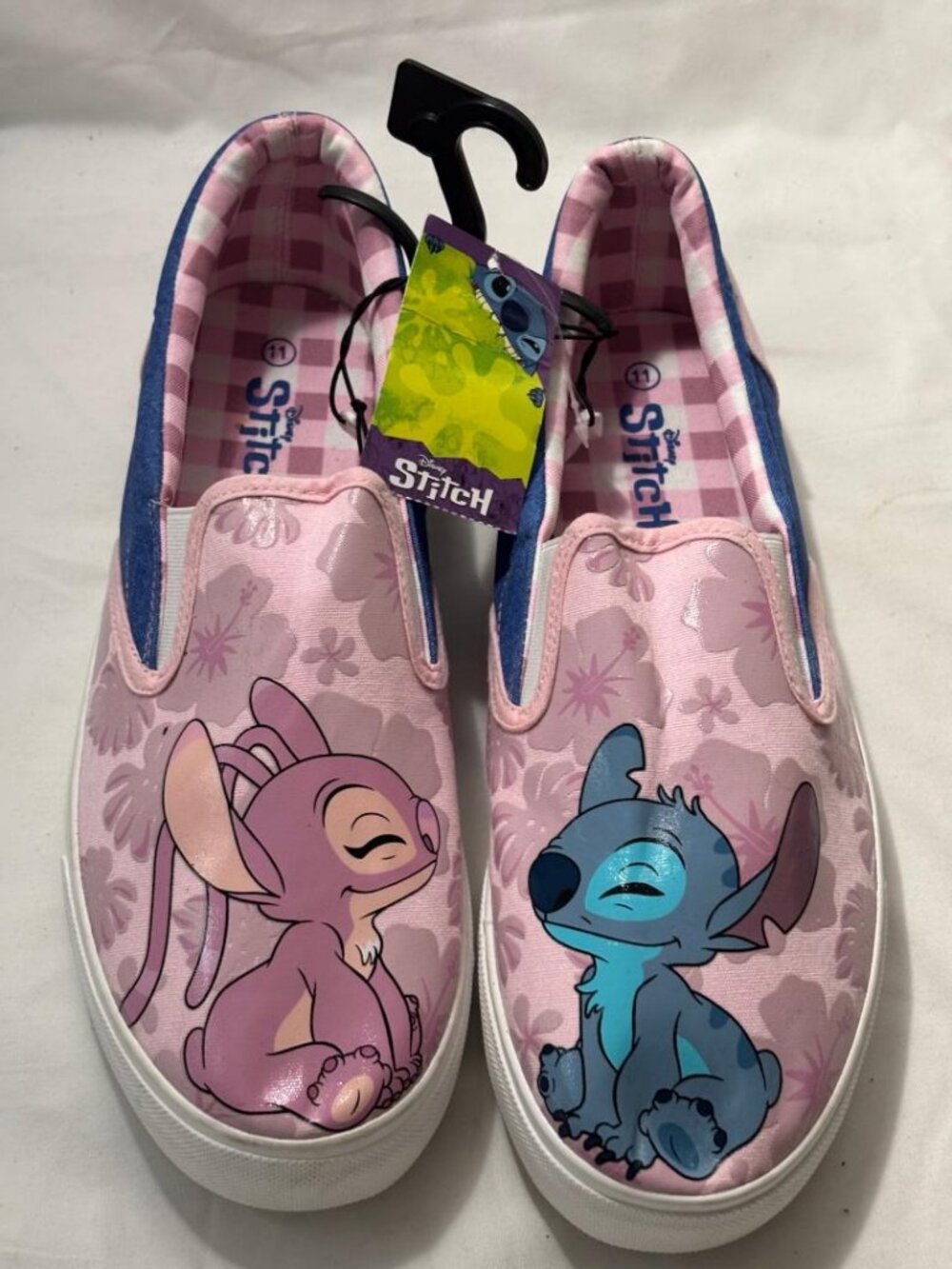 Disney Stitch Women's Low Top Slip On Sneakers Size 11 NWT